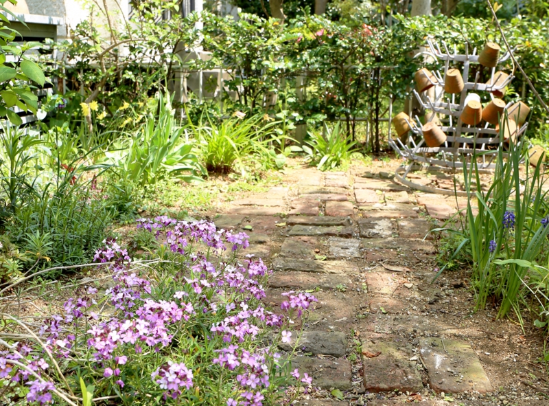 ブロカント　庭