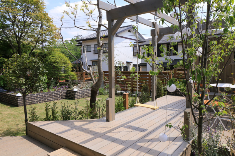 ブロカント　庭